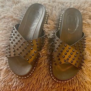 Black spiked women’s platform sandals